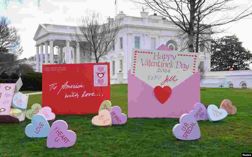 Valentine&rsquo;s Day decorations adorn the lawn at the White House in Washington.
