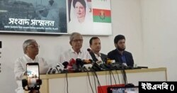 বিএনপি আয়োজিত সংবাদ সম্মেলনে বিএনপির মহাসচিব মির্জা ফখরুল ইসলাম আলমগীর