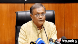 সচিবালয়ে 'বঙ্গবন্ধু সমগ্র' গ্রন্থের মোড়ক উন্মোচনে আওয়ামী লীগের যুগ্ম সাধারণ সম্পাদক ড. হাছান মাহমুদ। ২২ অক্টোবর, ২০২৩।