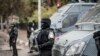 Un passant tué par une bombe visant des policiers au Caire