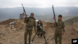 Leşkerên Ermenî li nêzî enîya Nagorno-Qarabax (Arşîv)