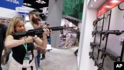 La NRA, que tiene más de 5 millones de miembros, es la organización más poderosa y mejor conectada en apoyo a la tenencia de armas en EE.UU.