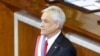 El presidente de Chile, Sebastián Piñera, observa después de pronunciar su discurso anual en el edificio del congreso nacional en Valparaíso, Chile, 1 de junio de 2019.