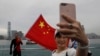 Las protestas en Hong Kong, que han supuesto uno de los mayores retos para el presidente chino Xi Jinping, comenzaron en junio con la oposición a un proyecto de ley ahora suspendido que hubiese permitido que sospechosos fueran extraditados a China continental para ser juzgados.