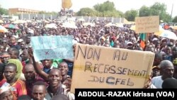 Une manifestation de l'opposition à Niamey, au Niger, le 1er novembre 2015.