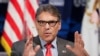  El Secretario de Energía de Estados Unidos, Rick Perry, habla a los asistentes durante la Cumbre de Seguridad Cibernética del Departamento de Seguridad Nacional en Manhattan, Nueva York. Foto de archivo.