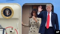 Donald et Melania Trump à leur arrivée en Belgique pour le sommet de l'Otan, le 10 juillet 2018.