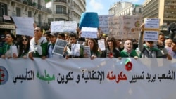 Algérie: la rue toujours sceptique