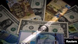 Des dollars américains 