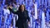 "Je promets d'être la présidente de tous les Américains", a dit la vice-présidente Kamala Harris.